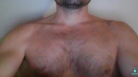 Snapshot of newtyguy90 chatting on December 30, 2024, 3:35 pm newtyguy90 online show from December 30, 2024, 3:35 pm