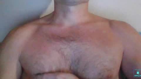 Snapshot of newtyguy90 chatting on January 19, 2025, 5:28 pm newtyguy90 online show from January 19, 2025, 5:28 pm