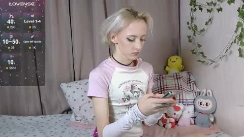 NextVibe1 online show from November 13, 2025, 6:29 pm