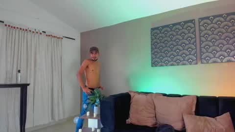 NEYDER  online show from March 20, 2026, 10:58 pm