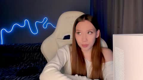 Mina online show from February 7, 2026, 1:26 pm