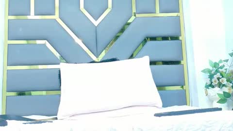 neytanmalcon online show from December 13, 2025, 10:48 pm