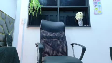 neytanmalcon online show from January 10, 2026, 7:37 pm