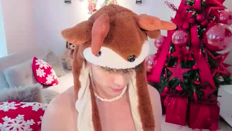   online show from December 5, 2025, 6:59 pm