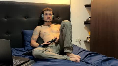 neythancopper online show from March 8, 2026, 12:09 pm