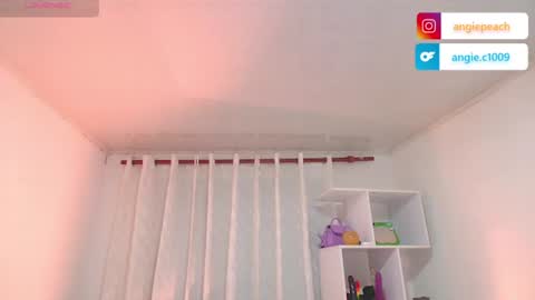  Angie   Instagram  angie julianac add me online show from July 15, 2026, 5:23 am