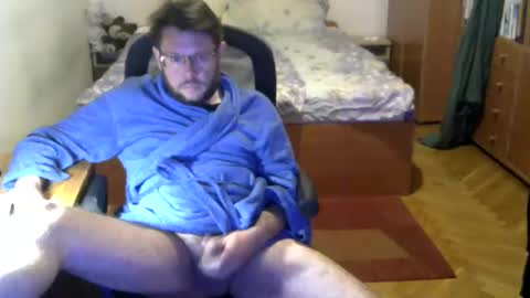 nezoss online show from April 22, 2026, 8:17 am