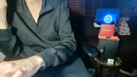 Snapshot of nfgwholoves2cum chatting on February 15, 2026, 2:30 am NFG Nice Friendly Guy Dick online show from February 15, 2026, 2:30 am