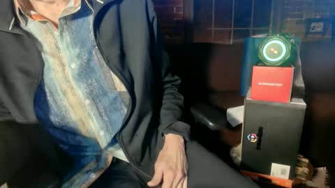 Snapshot of nfgwholoves2cum chatting on February 24, 2026, 2:20 am NFG Nice Friendly Guy Dick online show from February 24, 2026, 2:20 am