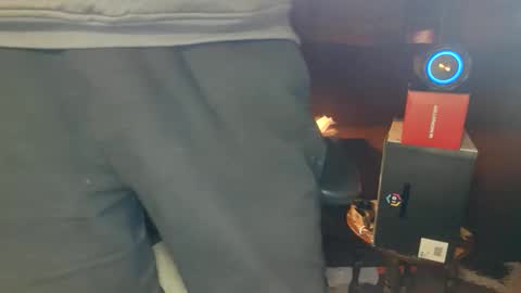 Snapshot of nfgwholoves2cum chatting on March 4, 2026, 2:06 am NFG Nice Friendly Guy Dick online show from March 4, 2026, 2:06 am