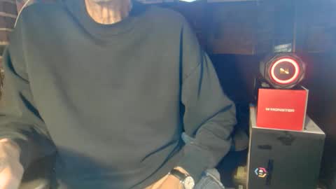 Snapshot of nfgwholoves2cum chatting on March 7, 2026, 2:30 am NFG Nice Friendly Guy Dick online show from March 7, 2026, 2:30 am