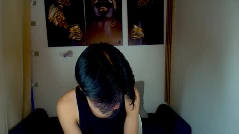 nhicolasklyde online show from September 10, 2025, 10:37 am