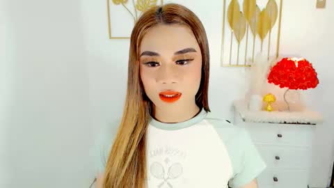 hottie nicole online show from February 20, 2025, 1:36 am