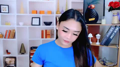Snapshot of nhicolehollywood chatting on May 18, 2026, 12:29 am hottie nicole online show from May 18, 2026, 12:29 am