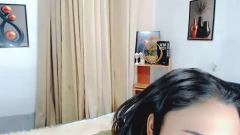 Snapshot of nhicolehollywood chatting on July 23, 2026, 2:42 am hottie nicole online show from July 23, 2026, 2:42 am