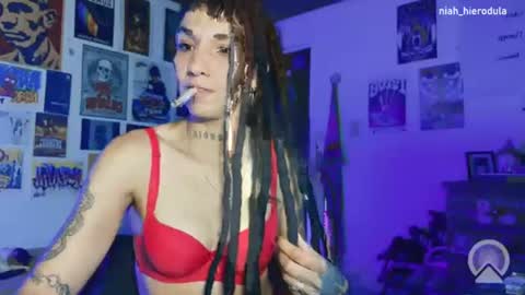Snapshot of niahhierodula chatting on June 27, 2026, 12:37 am niah online show from June 27, 2026, 12:37 am
