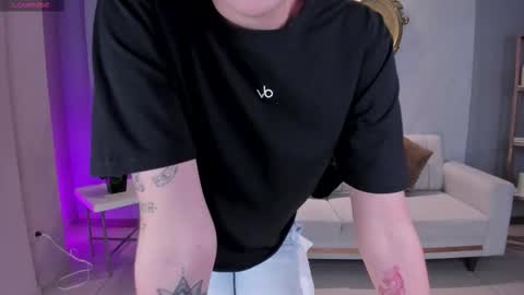 SQUIRTER DOLL    online show from December 16, 2025, 7:08 pm