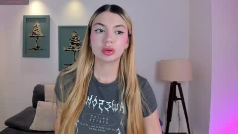 SQUIRTER DOLL    online show from May 12, 2026, 11:51 am