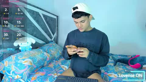 Snapshot of niall_falcon chatting on September 25, 2025, 2:21 pm Niall online show from September 25, 2025, 2:21 pm