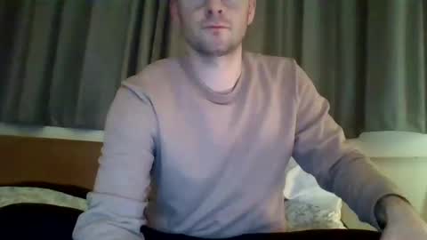 Snapshot of niallthewanderer chatting on December 13, 2024, 11:50 pm niallthewanderer online show from December 13, 2024, 11:50 pm