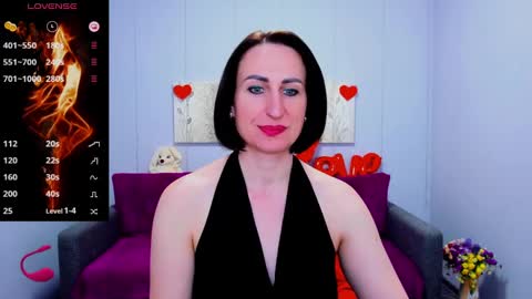 niasmithh online show from February 15, 2025, 1:27 pm