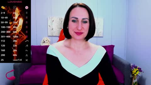niasmithh online show from February 19, 2025, 1:50 pm