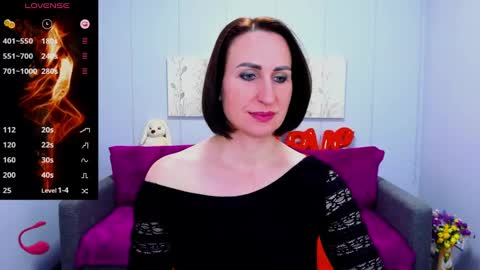 niasmithh online show from February 20, 2025, 2:46 pm