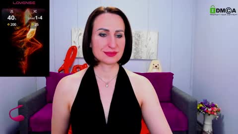 niasmithh online show from March 12, 2025, 1:08 pm