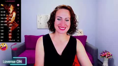 Snapshot of niasmithh chatting on September 27, 2025, 5:34 am niasmithh online show from September 27, 2025, 5:34 am