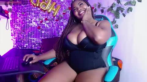 Niawk online show from November 26, 2025, 2:51 pm