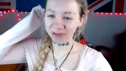 nica_kawaii online show from March 19, 2026, 6:06 am