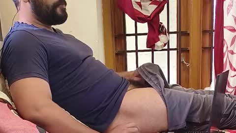 Robin online show from February 12, 2026, 9:37 am