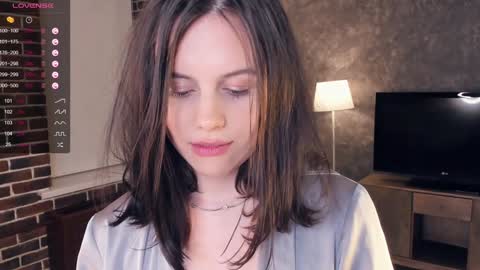 Alice  online show from January 25, 2025, 11:22 pm