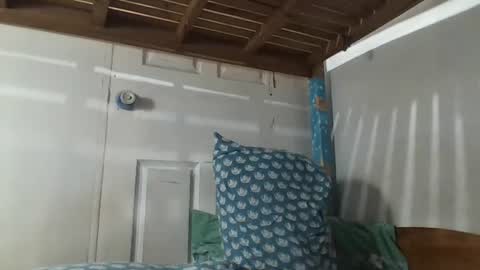 niceasianpussy online show from February 17, 2025, 11:44 am