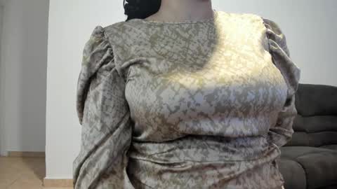 Snapshot of nicebrown chatting on February 20, 2025, 12:08 am Sfora online show from February 20, 2025, 12:08 am