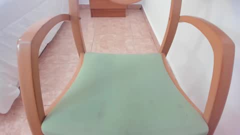 Snapshot of nicebrown chatting on March 9, 2025, 7:37 pm Sfora online show from March 9, 2025, 7:37 pm