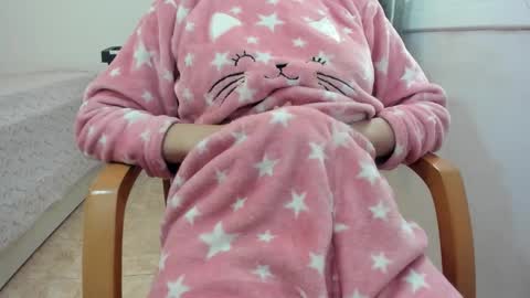 Snapshot of nicebrown chatting on October 31, 2025, 11:00 am Sfora online show from October 31, 2025, 11:00 am