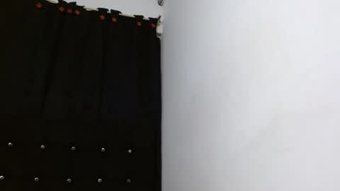 Snapshot of nicecherry_ chatting on December 25, 2024, 5:16 am Michell online show from December 25, 2024, 5:16 am