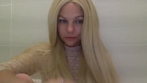 Amber online show from October 23, 2025, 8:57 am