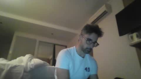 nicefrenchguy79 online show from November 20, 2025, 6:24 am