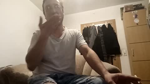 Snapshot of nicefuck0077 chatting on December 8, 2024, 2:18 am nicefuck0077 online show from December 8, 2024, 2:18 am