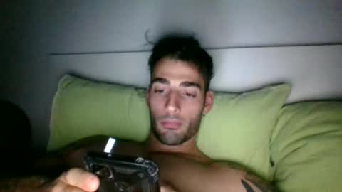 Snapshot of nicegguy9826 chatting on October 18, 2025, 10:05 am nicegguy9826 online show from October 18, 2025, 10:05 am