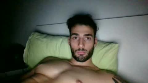 Snapshot of nicegguy9826 chatting on November 3, 2025, 5:52 am nicegguy9826 online show from November 3, 2025, 5:52 am