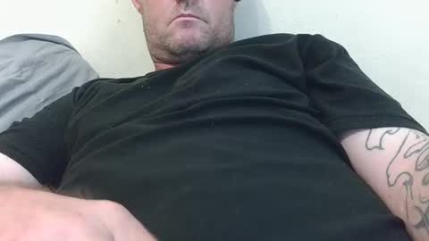 niceguy6986 online show from September 10, 2025, 11:38 pm