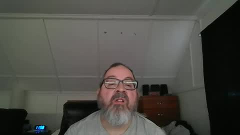 Snapshot of niceguy7208 chatting on February 15, 2026, 4:58 pm niceguy7208 online show from February 15, 2026, 4:58 pm