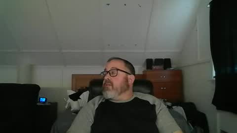 Snapshot of niceguy7208 chatting on April 5, 2026, 2:58 pm niceguy7208 online show from April 5, 2026, 2:58 pm