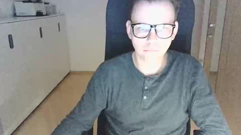 NiceGuyFlo online show from February 27, 2025, 12:10 am