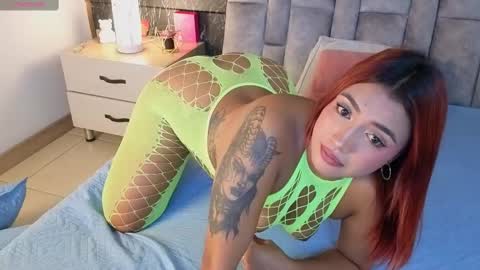 Snapshot of nicelle_carson chatting on September 22, 2025, 11:45 am Nicolle  online show from September 22, 2025, 11:45 am