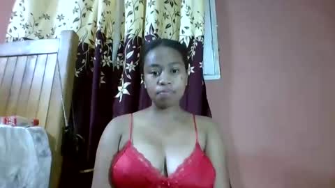 nicelly01 online show from April 30, 2026, 6:20 am