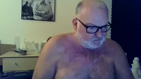 nicexxdane online show from April 18, 2026, 3:43 am